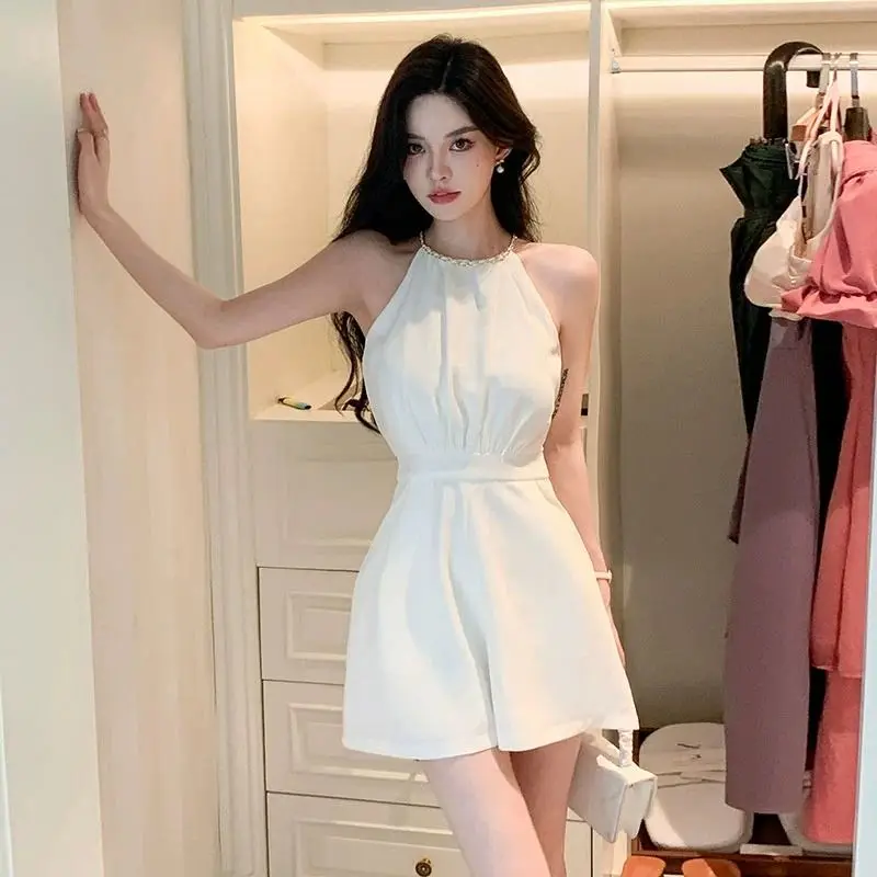 Summer Clothing Trends 2025 Women'S - Cool White Woman Shorts Office Light